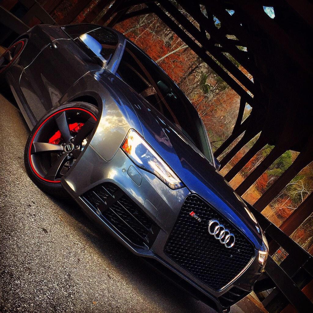 MostAmazingCars's tweet photo. Audi RS5 http://t.co/Q7lV7W3pMv