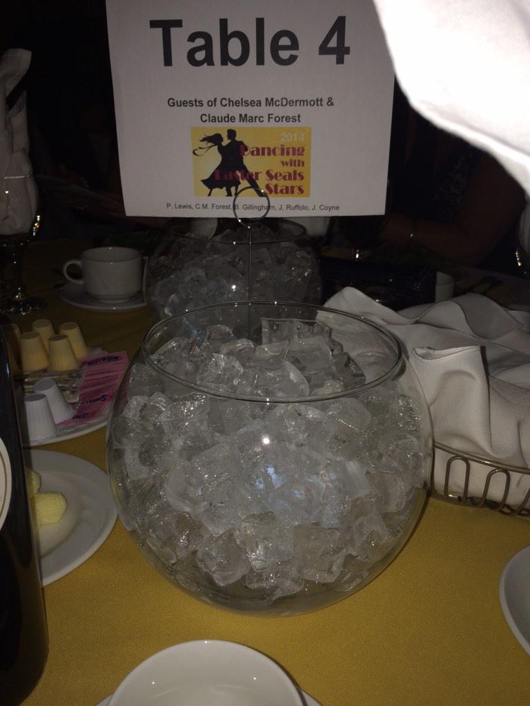 JaneDouglas17's tweet image. @EasterSealsON #DWTS getting underway can't wait to see @ChelsMcD &amp;amp; Claude-Marc #step123