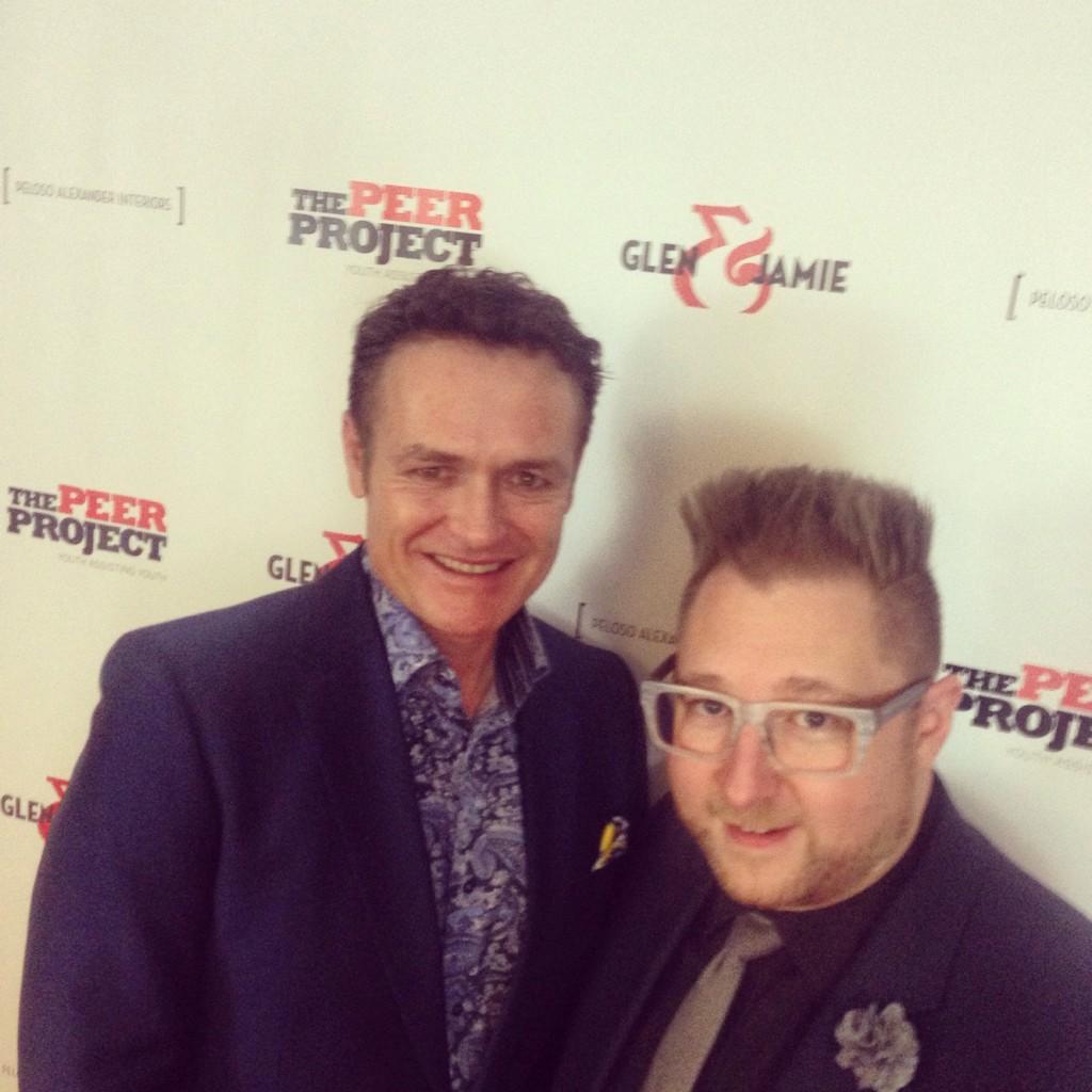 tinalovespinot's tweet photo. Perfect hosts for tonight #bestbashever #peerproject @glenandjamie @PeerProject http://t.co/a3QcqoucBy