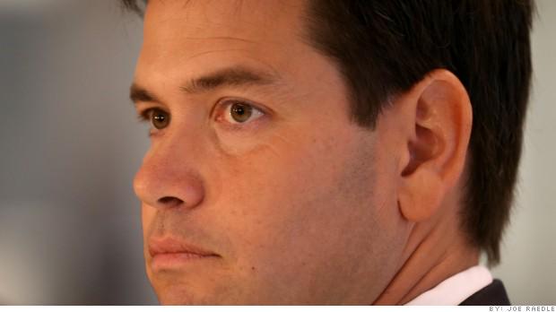 CNNBusiness's tweet image. 5 myths about immigration, debunked cnnmon.ie/1F8sviz