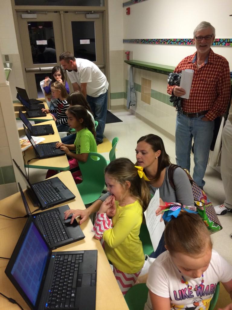 DyerrRob's tweet photo. Mitchell Global Literacy night @MitchellPTA @GeorgetownISD http://t.co/rWVIuHOpVe