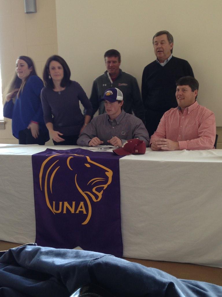 NorthAL_vipers's tweet photo. Congrats to former Viper 2015 OF @tate_mathis on signing with the University of North Alabama http://t.co/7kwLT3ORkI