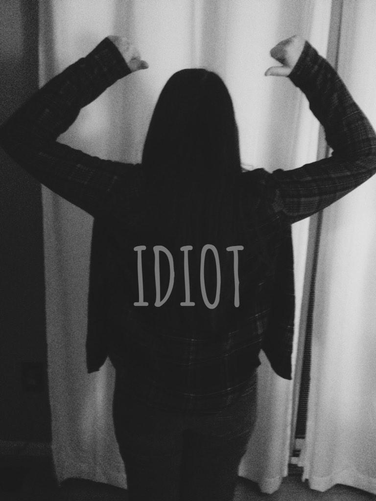 bonkersfor5sos's tweet photo. Because I am an idiot for Michael Clifford #michaelbirthdayproject http://t.co/EYsWOobCHv