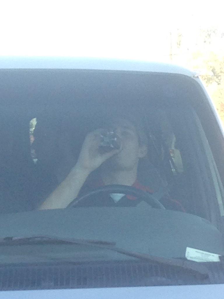 SamHitchock's tweet photo. Drinking while driving #its #diet #coke #Goldencorral #YOGA http://t.co/JPA8iqmK3U