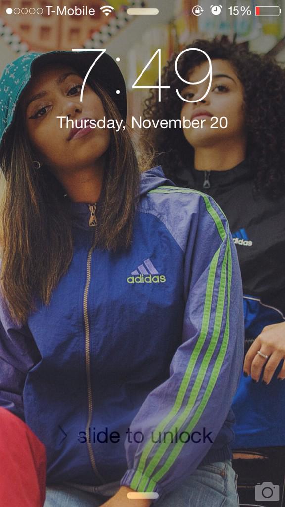 300dalyn's tweet photo. #lovemylockscreen #ineedtochargemyphoneIK http://t.co/bXx0yAMGVs