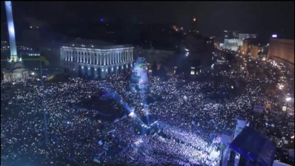 bobpadron's tweet photo. Happy birthday Revolution of Dignity! #UkraineFree4ever @EuromaidanPR @euromaidan http://t.co/pNRRW9vCgy #Ukraine http://t.co/ob5lxZp88e
