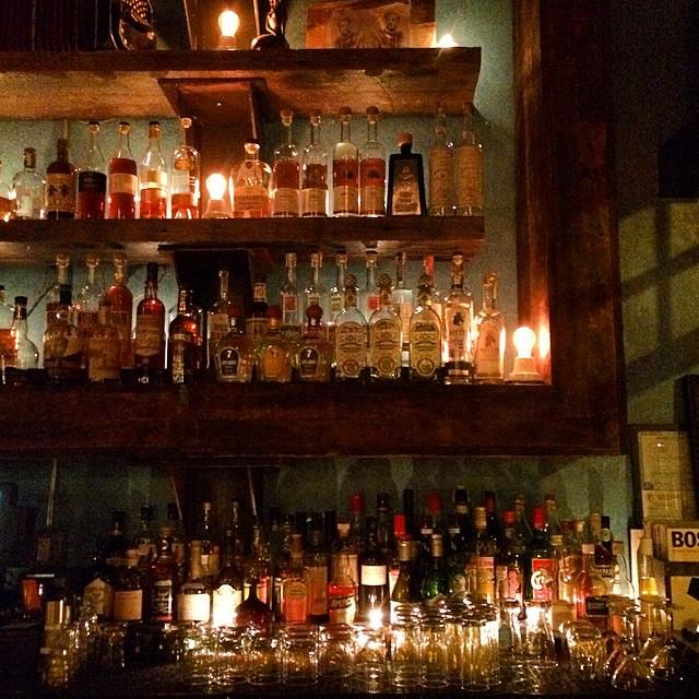 The blue wall at <a href="/lasirenachicago/">LaSirenaClandestina</a> makes me oddly happy. #thelittlethings <a href="/juanmanjuan/">John Manion</a> <a href="/marksteuer1/">Mark Steuer</a>