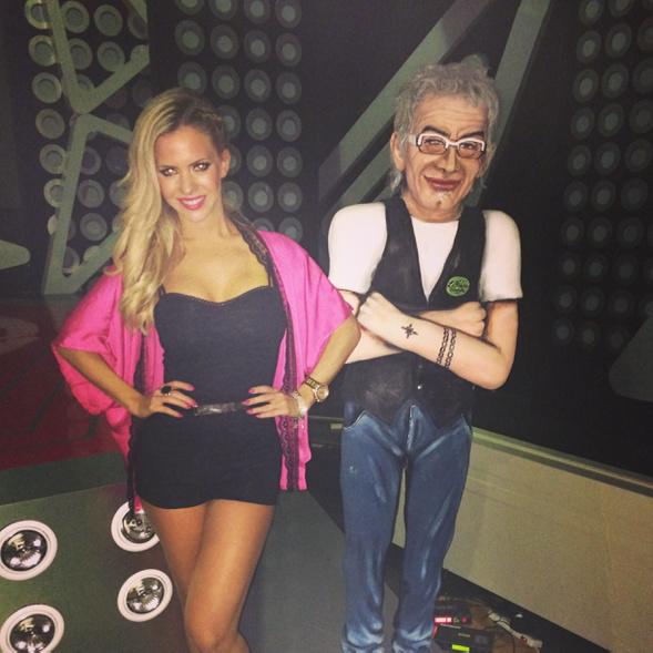 Un poco mas look @BenditaOk de @ILOVERMODA http://t.co/9QM1pT2O85