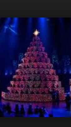 ThatPhoenixPrez's tweet photo. I can't wait to be siting up in this tree and singing praises about the birth of our savior. #TRBC #VCS2014 http://t.co/EMeh4We4XY