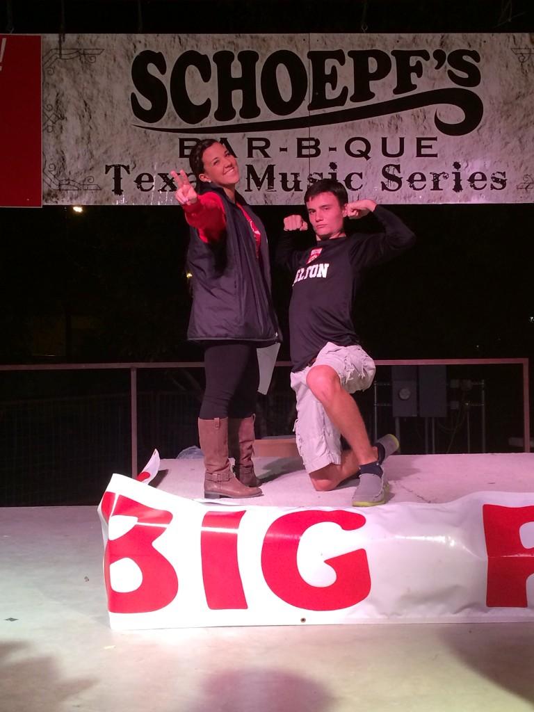 randypittenger's tweet photo. Our awesome pep rally leaders! #BritPax #GoTigers #ILoveBelton! http://t.co/CWWs2nPXou