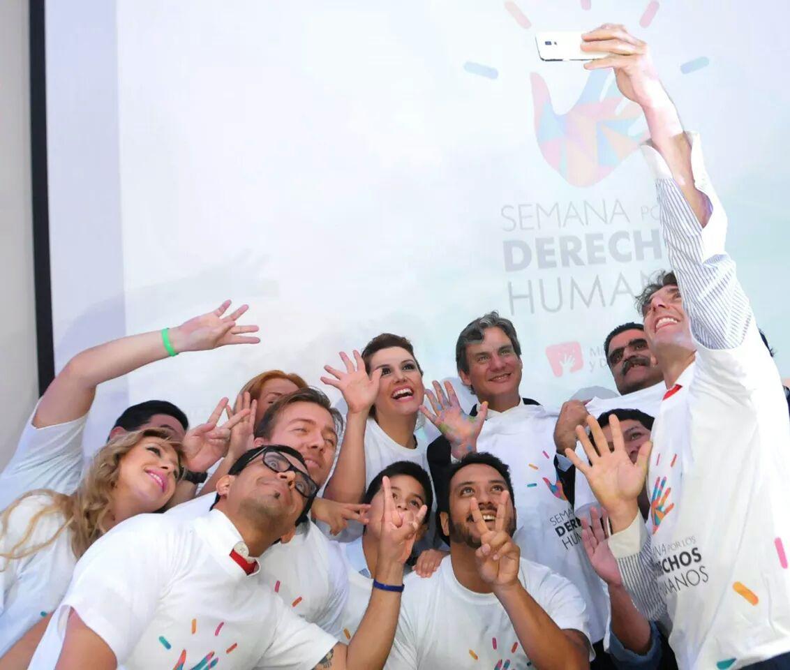 ChinoyAdolfo's tweet image. En pleno selfie semana de los derechos humanos (minjus). @AntonioPavonG Antonio @adolfobolivar4