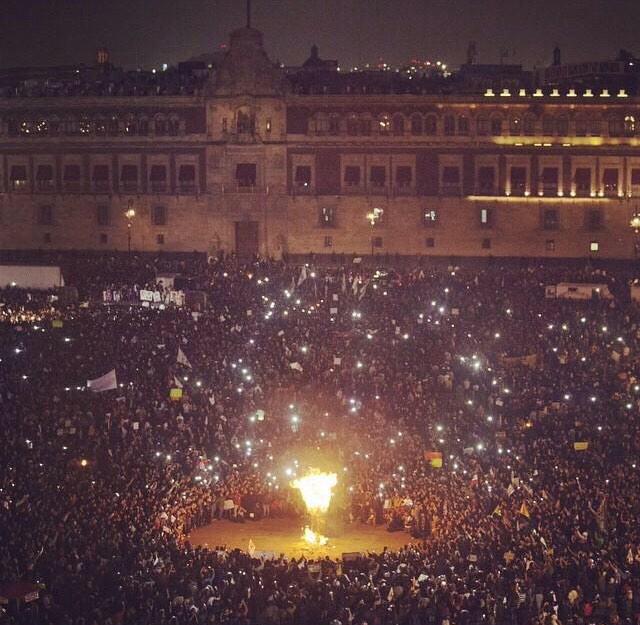 porliniers's tweet photo. No hay que pedir justicia. Hay que exigirla!  #AccionGlobalporAyotzinapa #TodosSomosAyotzinapa http://t.co/SP7OcD2TK9