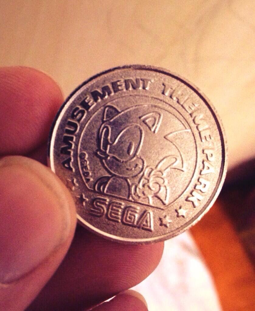 Mr_Diddles's tweet photo. For a chance to win one of these JP limited Sonic coins RT and follow @STC_Fleetway (3 to give away!!)

#sonic #Sega http://t.co/u0ZrT92S5d