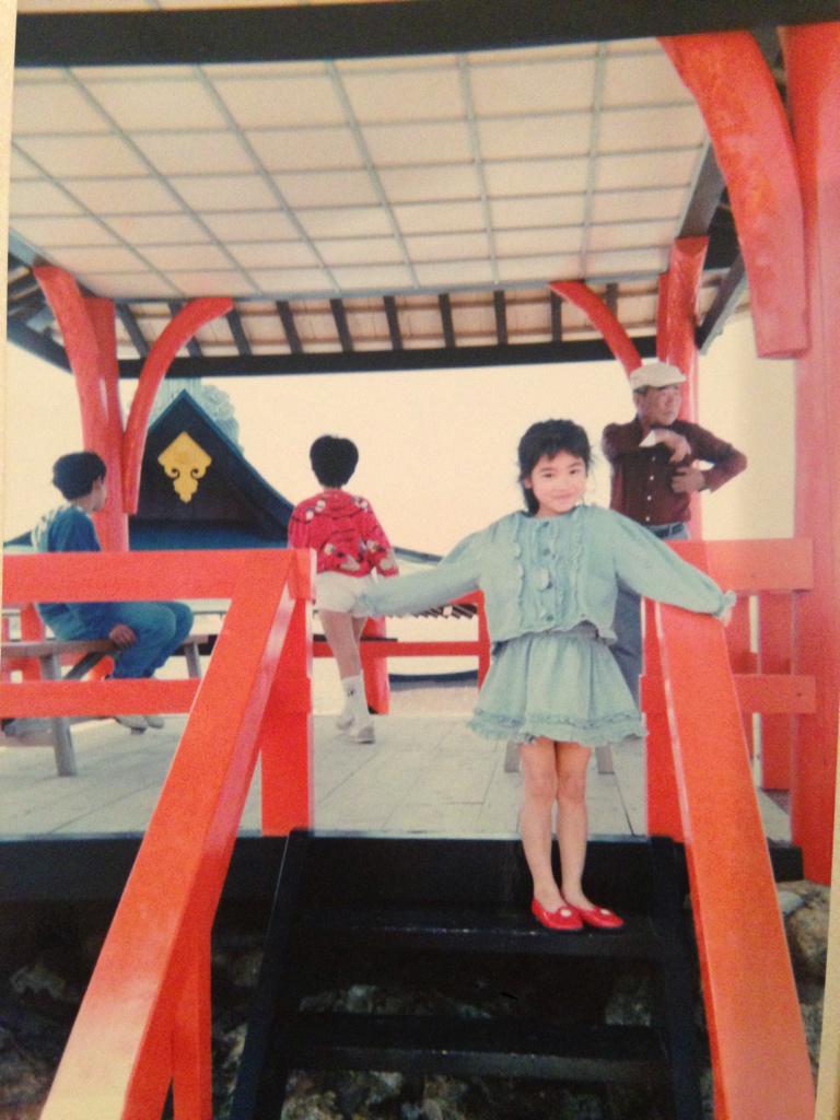 平愛梨がtwitterで8歳の時の写真を公開 可愛い と称賛の声 ライブドアニュース 平愛梨がtwitterで8歳の時の写真を公開 可愛い と称賛の声 ライブドアニュース