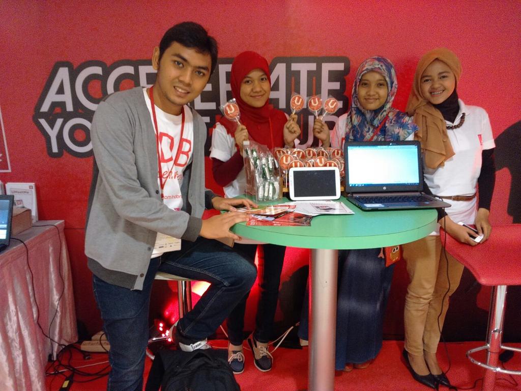 fajareridianto's tweet photo. salaaam RT @ddbaccelerator: Booth @UdoctorID it's ready on #GEW2014! Salah satu bisnis startup yg diakselerasi http://t.co/hzqREkPTfm