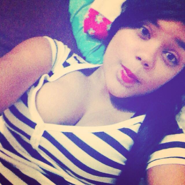 MariaRodelo2's tweet image. SOMOS VICTIMAS DE ESE AMORSITO QUE NOS PONE MAL :3