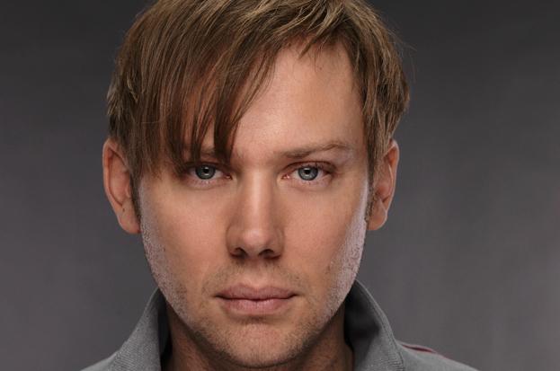 Happy bday abang Jimmi Simpson. Ada yg tau dia berperan sebagai apa di film White House Down? 