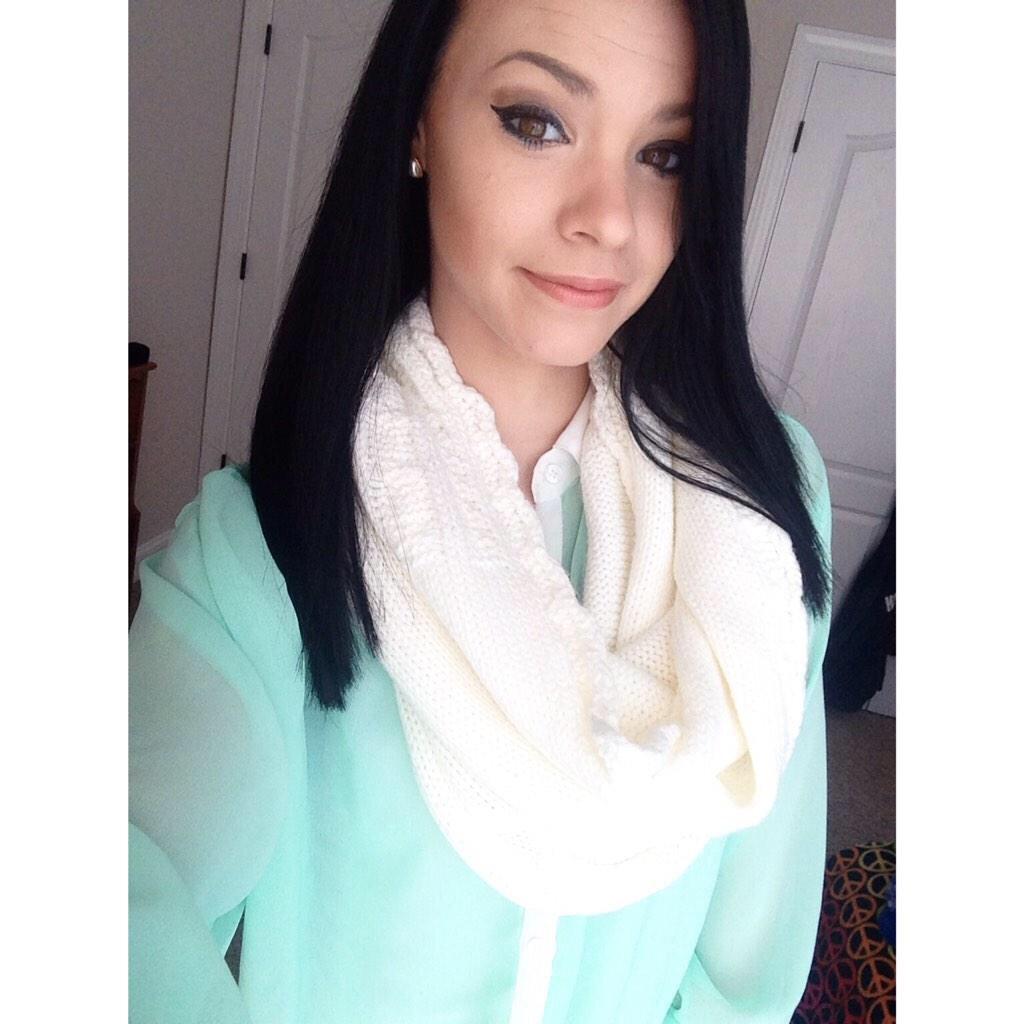 TheVapersDaily's tweet photo. The beautiful 😍 @KatieSamuel2 http://t.co/Ca7opTUWck