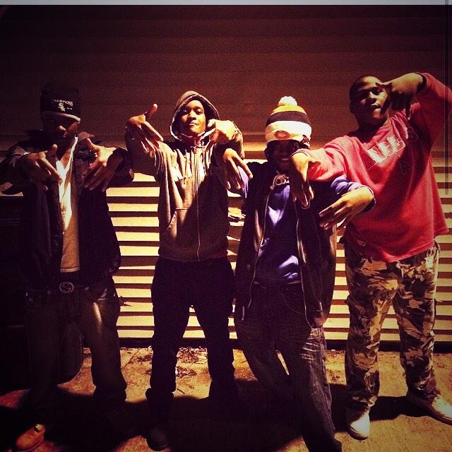 LilButta_093's tweet photo. #Taeblock 〽️⛽️ http://t.co/ElLeMek9YH