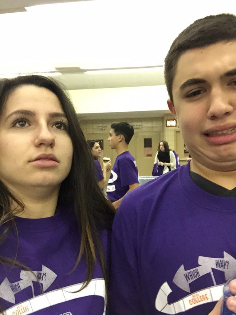 h__lle's tweet photo. We r junior sinG #jsv15 http://t.co/EsdfPsvwyg