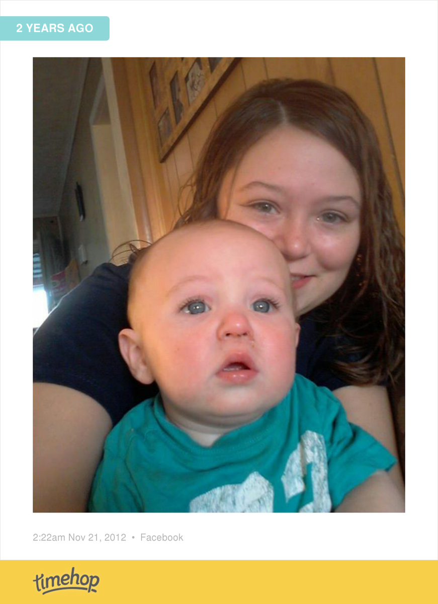AmandaConnor12's tweet photo. look how little my baby was :( http://t.co/Z5pC2zV8Af http://t.co/i1hiYo5TD5