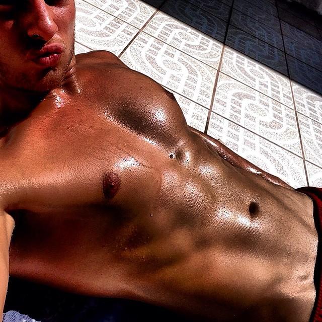 CuteBoys22's tweet photo. good morning guys... !! @ConnanMurray1 this is #teamconnan http://t.co/2ETHpcN69t