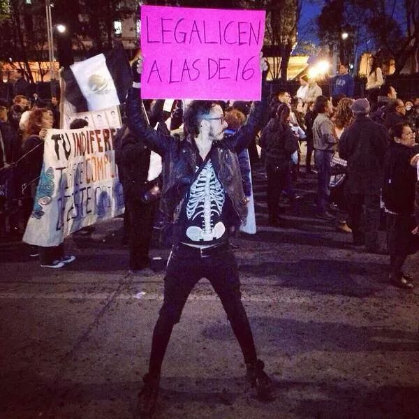 _saulherrera's tweet photo. #Legalicen http://t.co/3asHdAYR5f