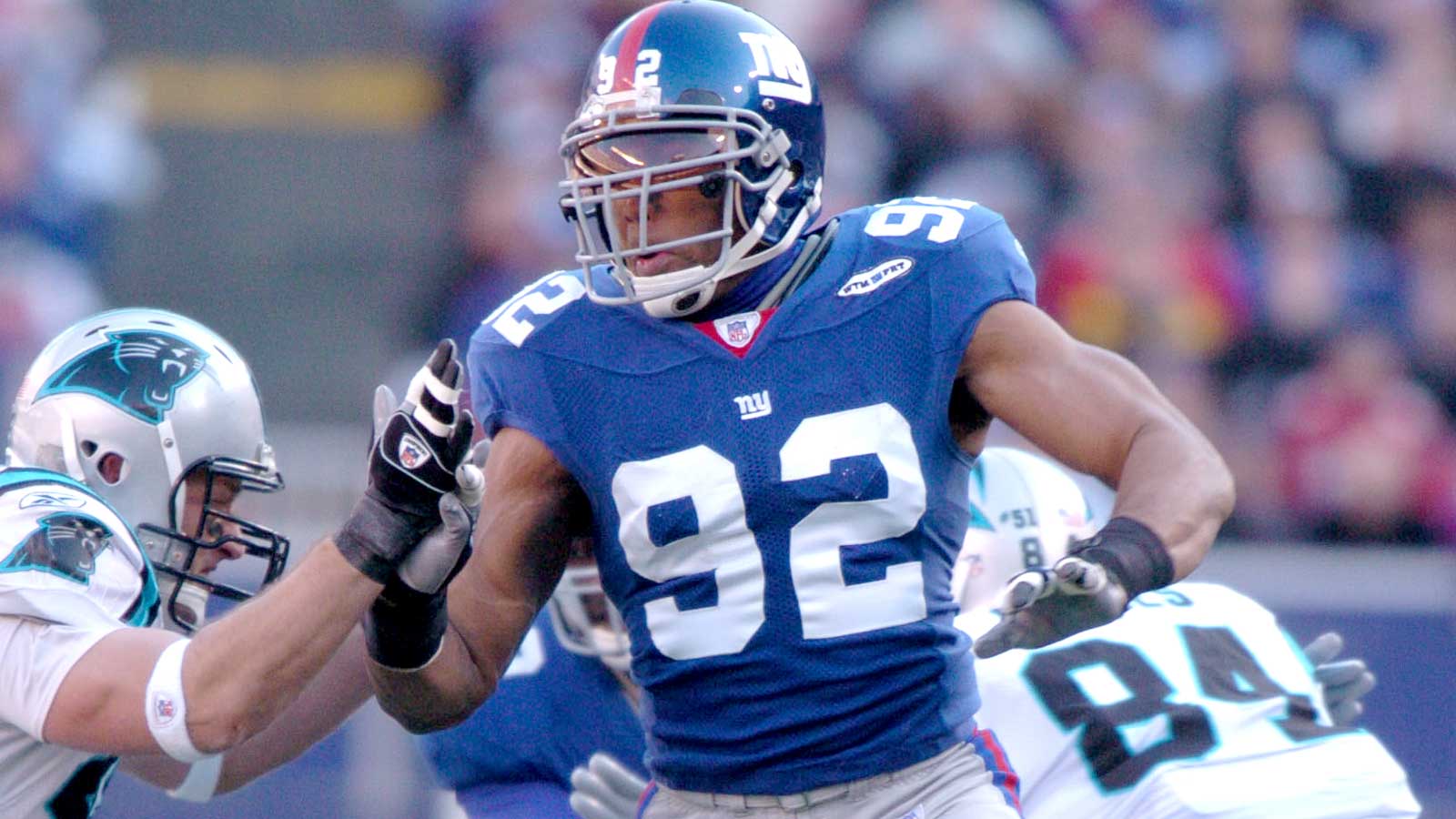 Happy Birthday to Michael Strahan, who turns 43 today! 