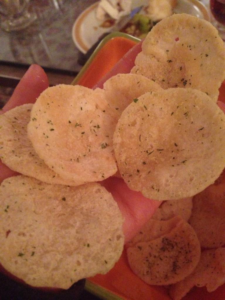 silisali's tweet photo. . @LAYS hooked me up with some #AirPops to try ...and they're delicious! Definitely a fan 😍 http://t.co/6WDZavUvzV