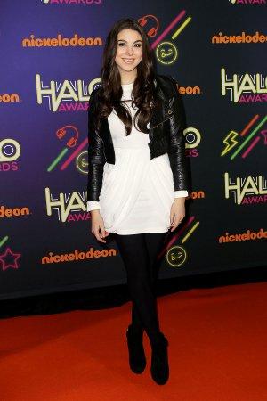 cheplu's tweet photo. #Kira #Kosarin #Attends #2014 #Nickelodeon #Halo #Awards - http://t.co/NtELSgkPsZ http://t.co/Qrtw3opGaL
