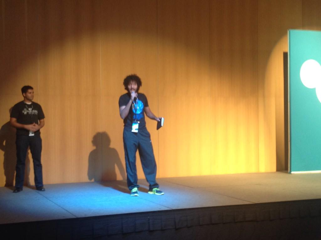haghadi's tweet photo. Idea for people in gym to use sensors to prevent injuries #QSTPhackathon http://t.co/EqyWnfwhL8