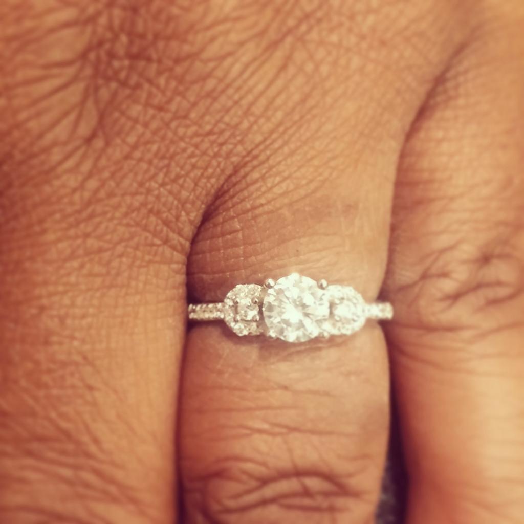 antonioeyez's tweet photo. Love&amp;Marriage http://t.co/rxn6ZIWh14