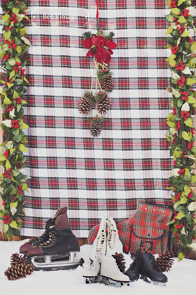 BeeVintageYYC's tweet photo. Calgary, it's time to rent beautiful vintage holiday props for your holiday mini-sessions &amp; store window displays! http://t.co/7BBfakInV8