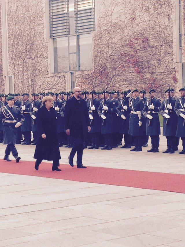 CharlesMichel's tweet photo. Ontmoeting met de Duitse Bondskanselier Angela Merkel. Entretien avec la Chancelière Angela Merkel. #begov http://t.co/CxkCHp37px