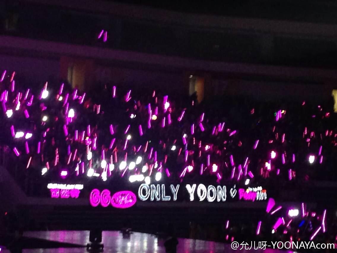 [PIC][21-11-2014]SNSD khởi hành đi Trung Quốc để tham gia "China for GG 1st Fan Party in NanJing" vào trưa nay B294mooCQAAO-1k