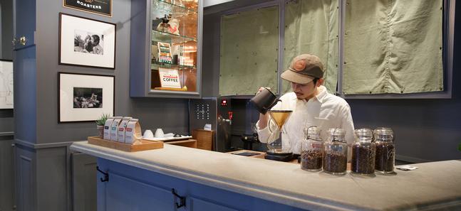 TimeOutTokyo's tweet photo. Follow us on a tour of Tokyo’s best specialist coffee shops:
http://t.co/adhZtsfdBq http://t.co/imqgnJQ0MR