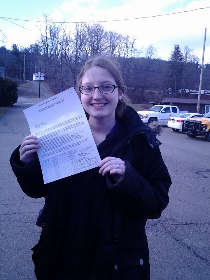 wellingtongirl2's tweet photo. This girl FINALLY got her permit today ;D
#PracticeDriving #Driving #Permit #NervousAsHell http://t.co/mRi1Z4Ywmq