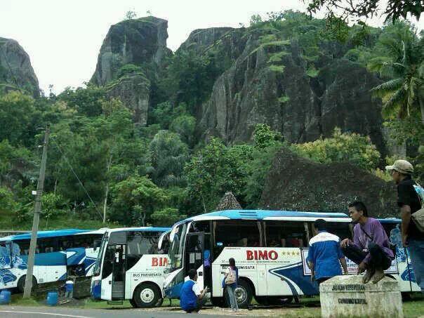 <a href="/PO_BIMO/">BIMO TRANSPORT Yogya</a> bimo transport ke Gunung Api Purba Nglanggeran tahun lalu, masa bus lain pada ga berani? Pdhl jalannya ok