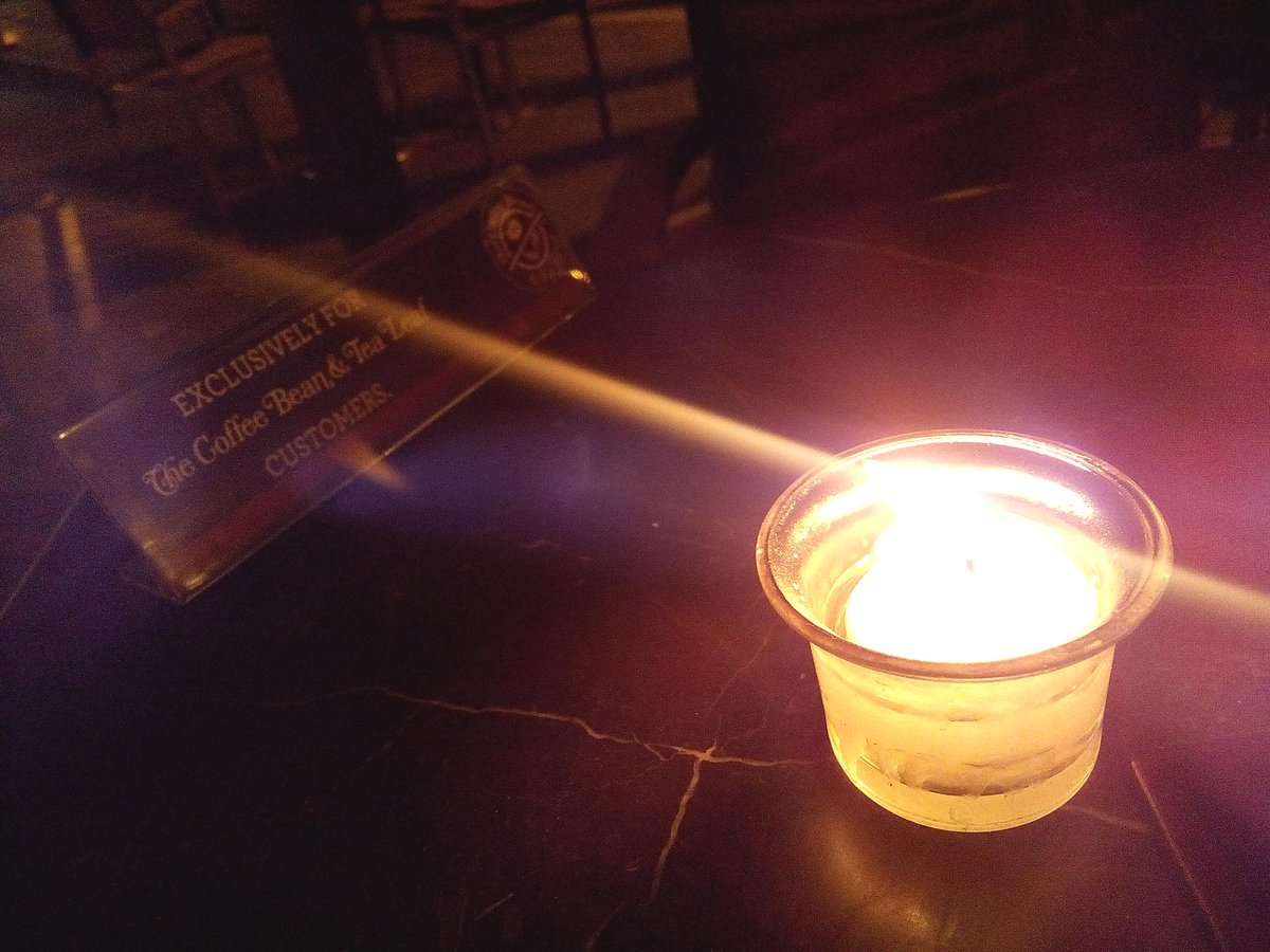 lady_dadah's tweet photo. Candle light dinner.. Celebrating a year of roller coaster life..
11-10-14 #lateupload http://t.co/MTFw9y5vJC