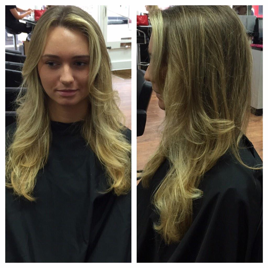 Beautiful balayage effect by @lisaantin #brightenupthewinter 💛❄️☔️