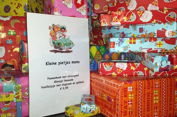 Zwarte Piet komt morgen langs bij #OotjeKonkel. Wil je er ook bij zijn? kindertoid.nl/event/zwarte-p…