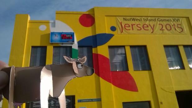 Andrethorpe's tweet photo. RT @LibertyApartJe: RT @eventsinjersey: @NWIslandGames #makeacow only 218 days to go now :) http://t.co/IQ73VX2R9l @SportsHub2012