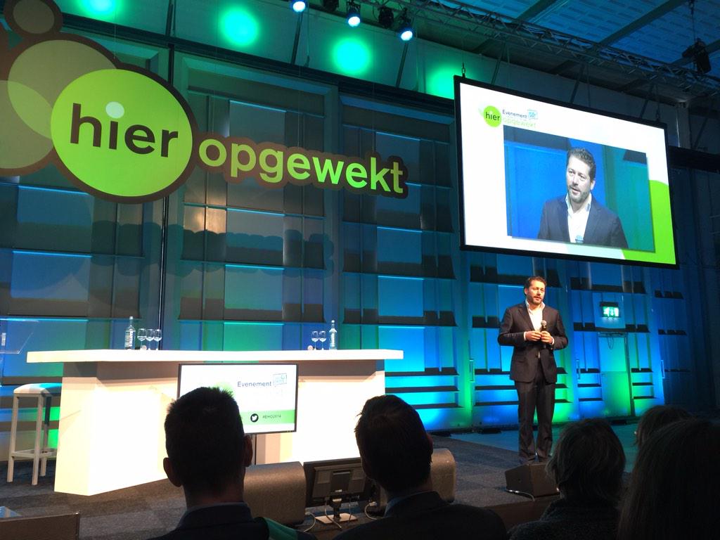 RuudvanGisteren's tweet photo. 'Daadkracht in verbinding' op #EHO2014 is het parool volgens Bart de Voogd http://t.co/gdytLT29Je