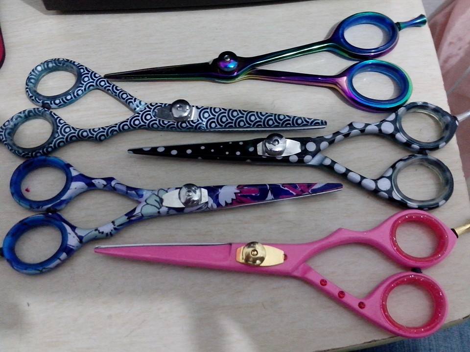 FamilyScissors tweet picture