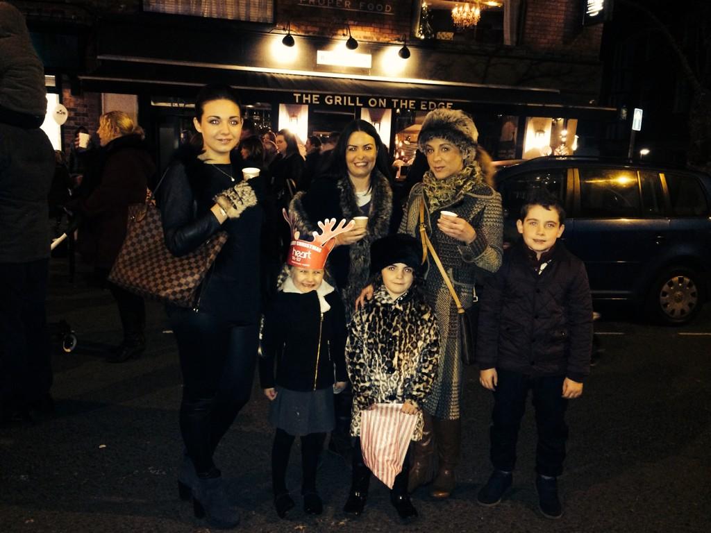 ACond's tweet photo. Alderley edge alight switch on with the gang ❄️ http://t.co/AnGIpiLzOh