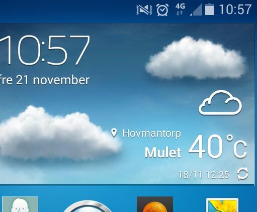 henkeihovet's tweet photo. Till och med min telefon längtar till varmare väder... Nästan väl bra! #november #40grader http://t.co/8WrBb3YDz9