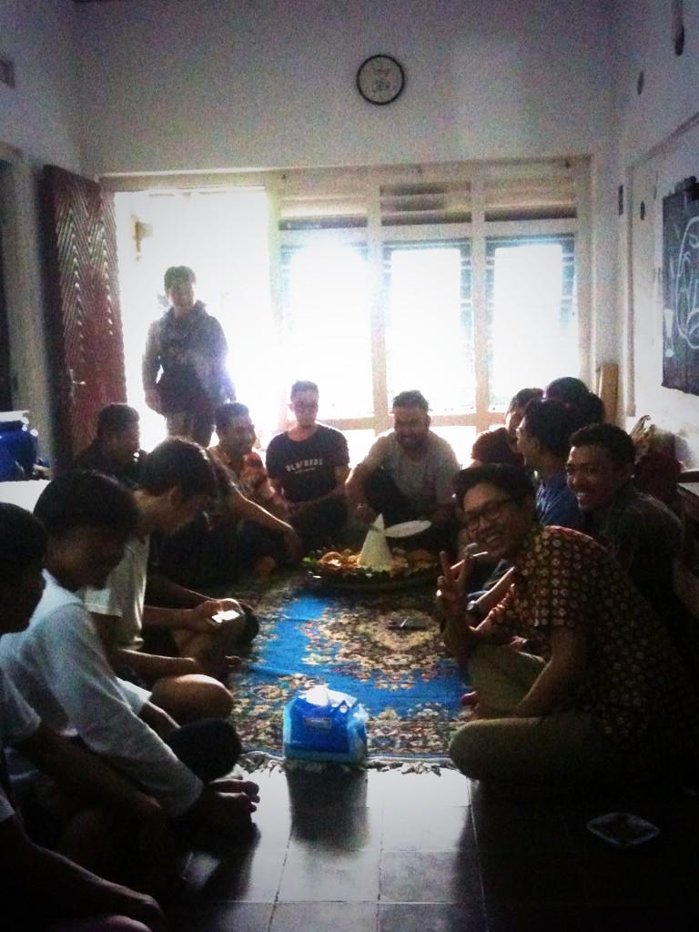 _ijak_'s tweet image. Heblesde @HairCutMartabat #1tahunherkatmartabat 🎁🎉🎊🎆