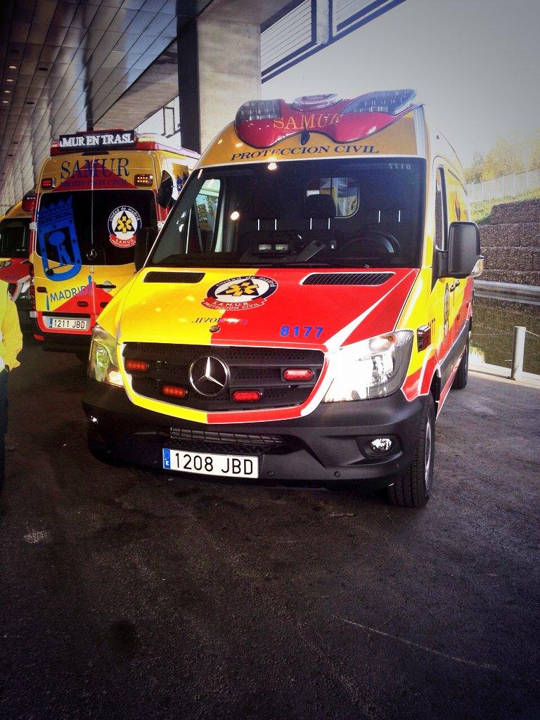 lomejordemadrid's tweet photo. Top story: Lo Mejor de #Madrid Capital @SAMUR_PC: 'La Alcaldesa de #Madrid pres… http://t.co/uwMddbsrCa, see more http://t.co/mSSDN6uI3s