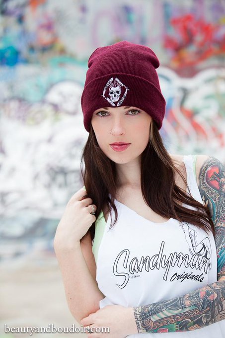 Getting so cold now, time to wear a beanie every day! This one is from the guys at @SandymanChop pic-