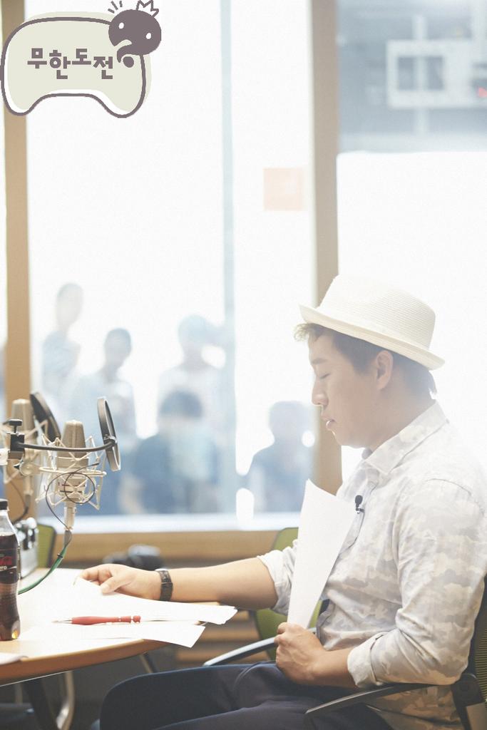 likemudo's tweet photo. 정준하, '무한도전' 라디오특집 인연으로 정오의 희망곡 DJ 김신영 공석 채운다 http://t.co/TlD0eQPG0V
정준하는 24일, 25일, 29일, 30일 총 4일간 진행을 맡는다
(@Juna0465) http://t.co/3JXeL496HN